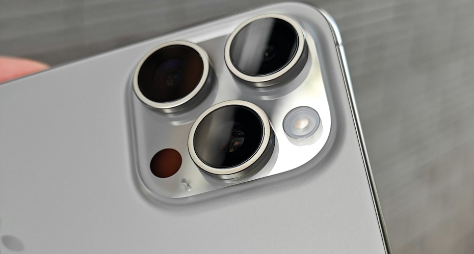 Мегамаркет выставляет айфоны за полцены, а отдавать не хочет. Ушлый покупатель решил разобраться