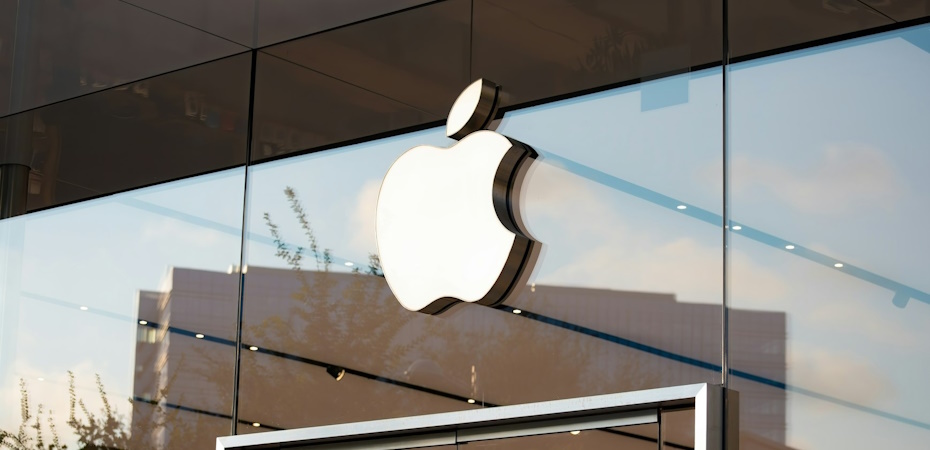 Apple влипла в большие неприятности из-за сторонних магазинов в iOS