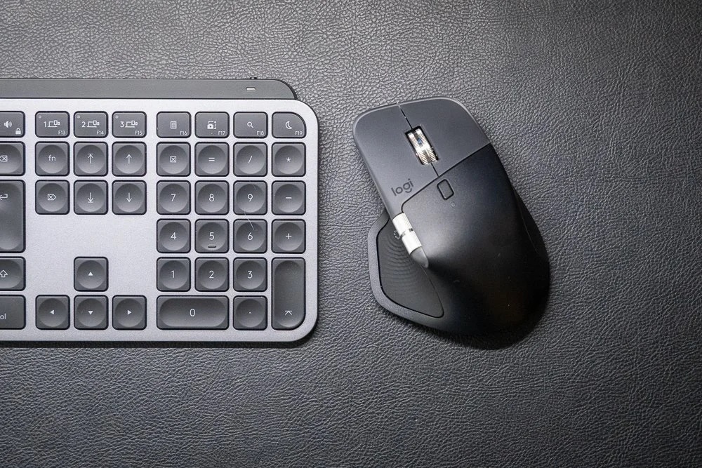 Мышки и клавиатуры Logitech по всему миру парализовало