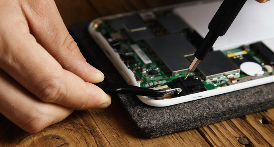 Авито Услуги: спрос на ремонт техники Apple вырос в России почти в 1,5 раза