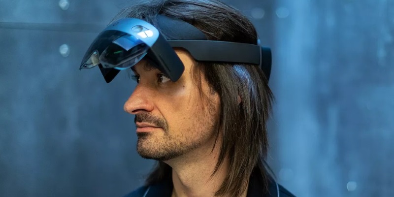 Новинки Microsoft: шлем HoloLens 2 и улучшенная камера Kinect