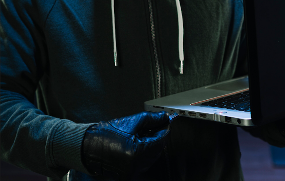 Полиция рассказала, как не стать жертвой мошенников. Очень дельный совет!