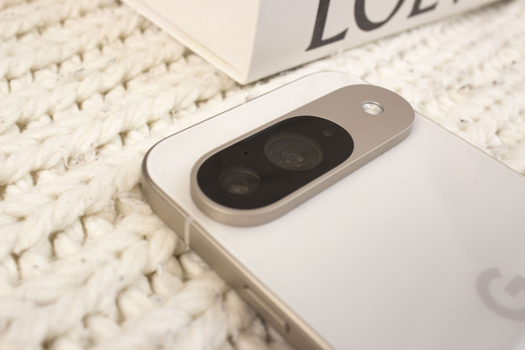 У Google опять стащили смартфон: Pixel 9a показали вживую за полгода до презентации