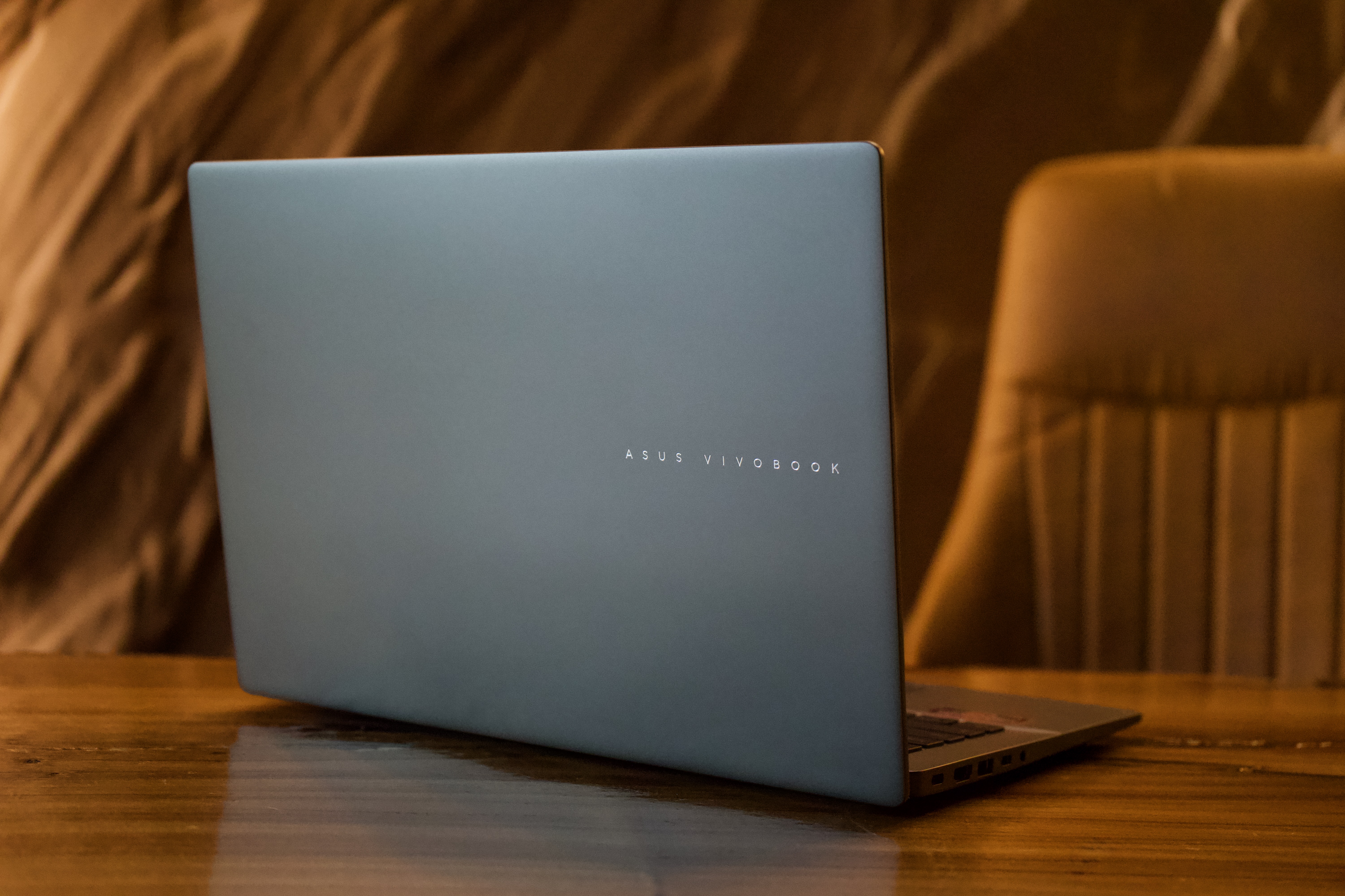 Обзор Asus Vivobook S14 (M3407HA): легкий и мощный ноутбук на каждый день