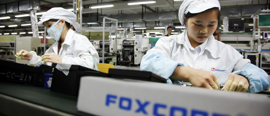 Foxconn приостановил производство. Этот завод выпускает продукцию Apple и Samsung
