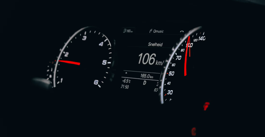 Названы иномарки, которые жрут больше заявленного. Брать их  себе дороже