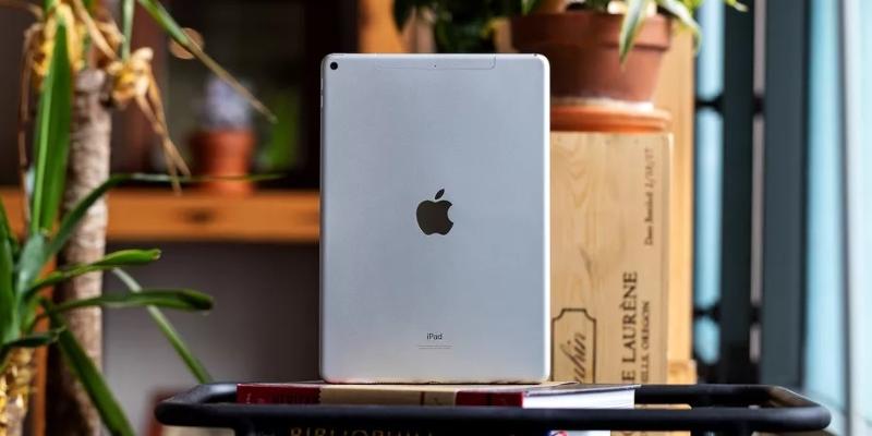 Apple может выпустить осенью на два iPad больше, чем ожидалось