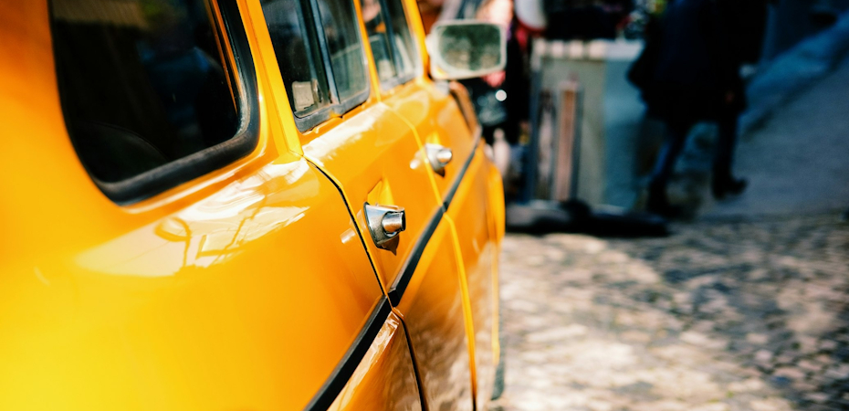 Осенью цены на такси взлетят. Всё дело в новых правилах