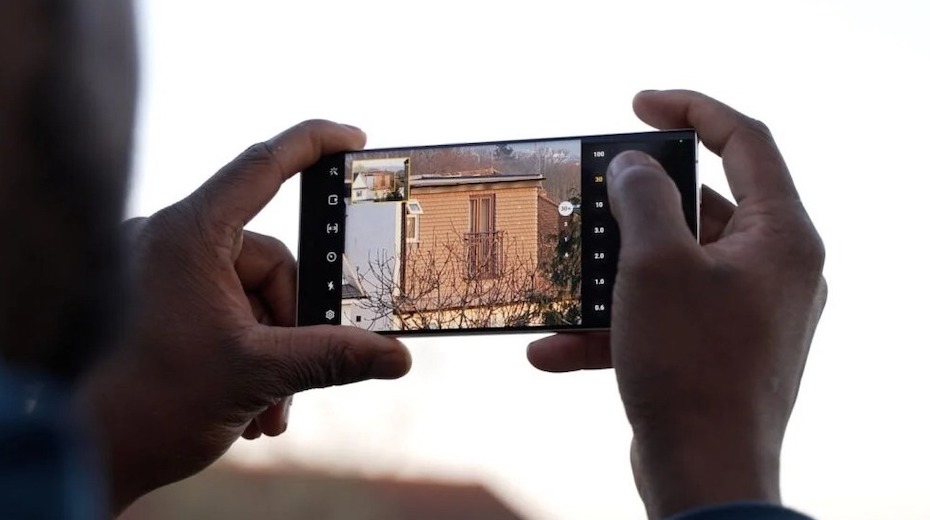 На топовом Samsung Galaxy S23 Ultra вылез странный баг камеры