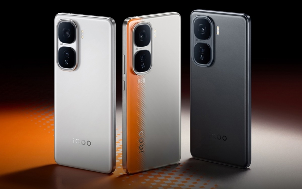 Разве такое возможно Вышли iQOO Neo10 и Neo10 Pro с флагманской начинкой по цене бюджетников