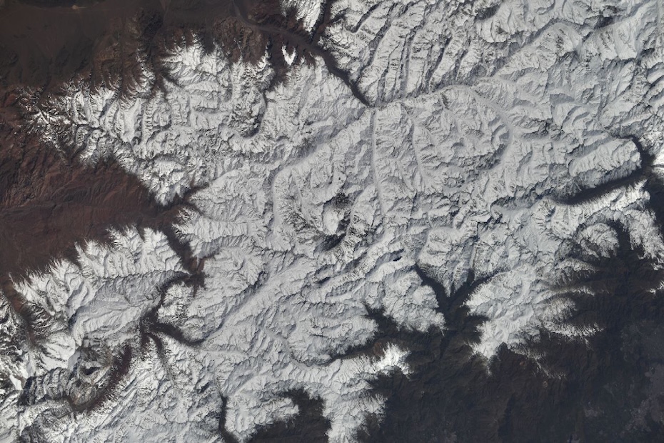 Космонавты сфотографировали Землю с МКС для оценки экологической обстановки