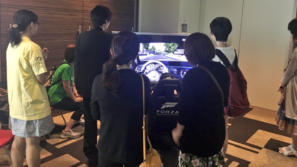 А куда же без игр?