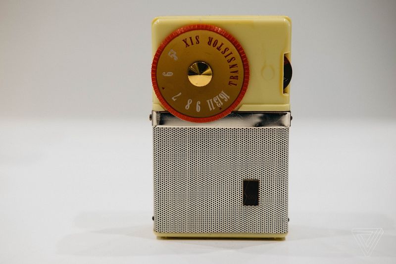 Радиоприемник TR-63. 1957 год
