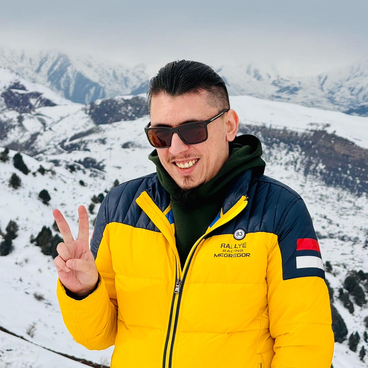 Фархад                    Усманов