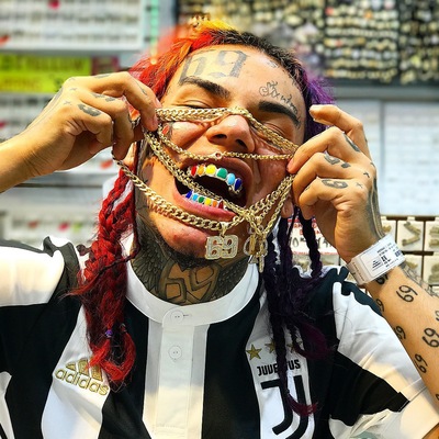 Руслан                    Пахомов