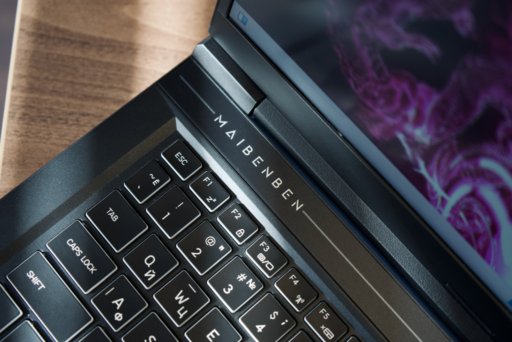 Maibenben Typhoon X17A