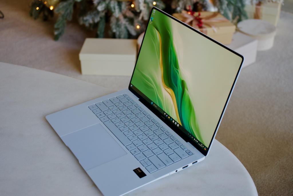 HONOR MagicBook Art 14 HONOR MagicBook Art 14