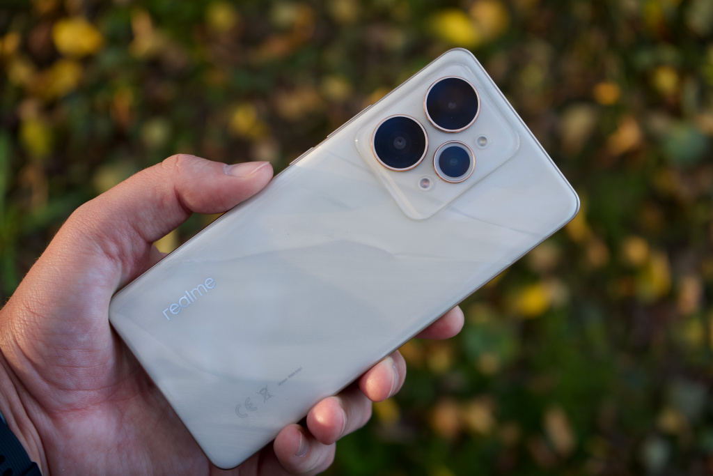 realme 15 Pro realme 15 Pro