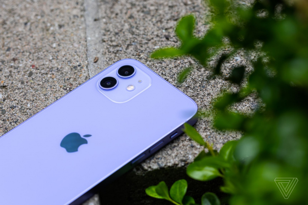 Iphone 12 Purple Фото