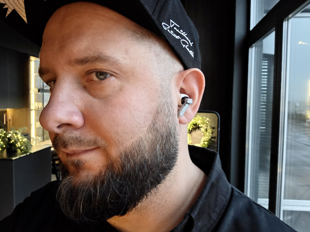 Nothing Ear (3) 2025