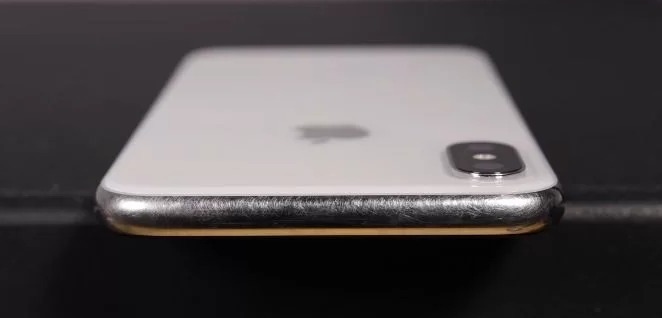 «Нормальное» состояние рамки iPhone X