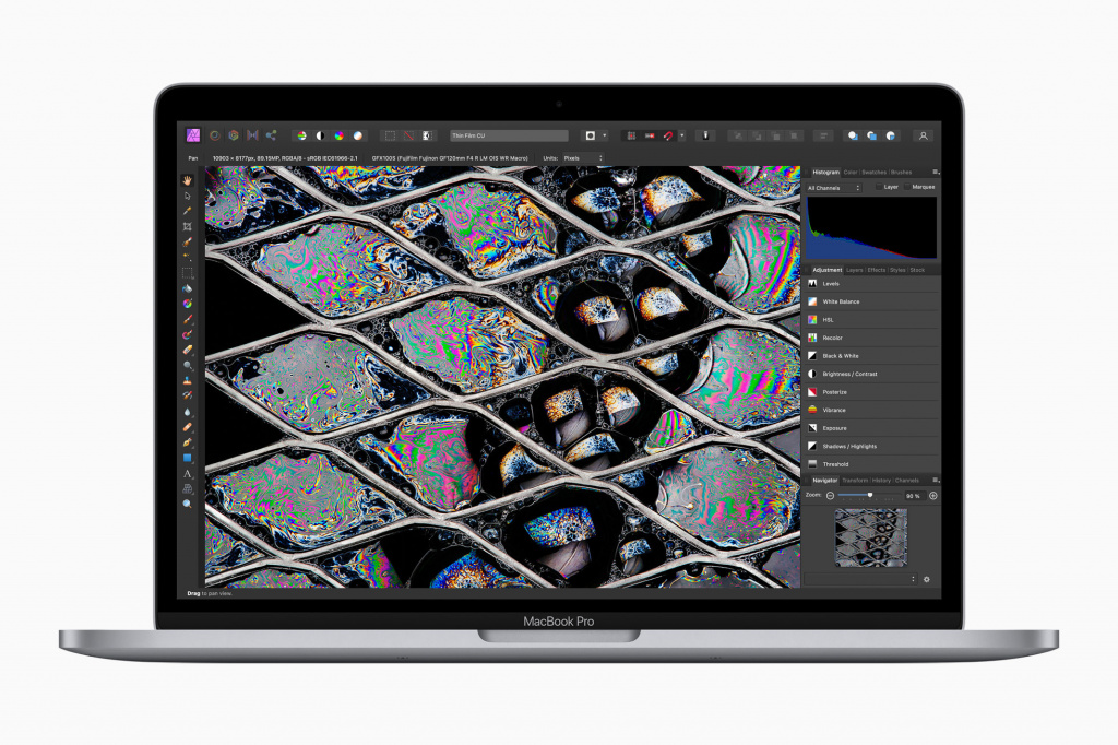 Apple-WWDC22-MacBook-Pro-13-Affinity-Photo-220606_big.jpg.large_2x (1).jpg