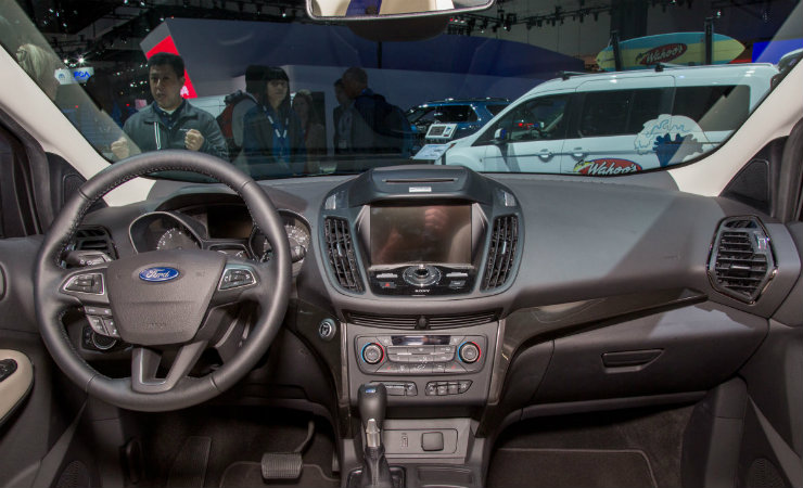 Ford представила 2017 Escape — первый автомобиль компании с поддержкой CarPlay