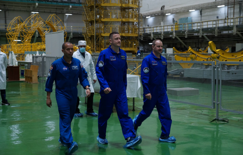 Снимок экрана 2025-04-03 090436.png