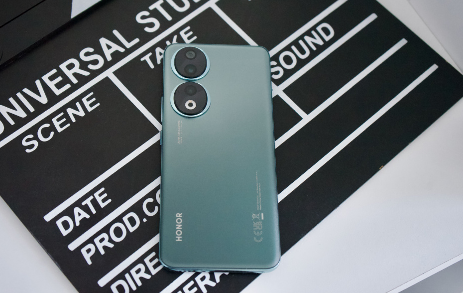 Смартфон hzdhtht.png