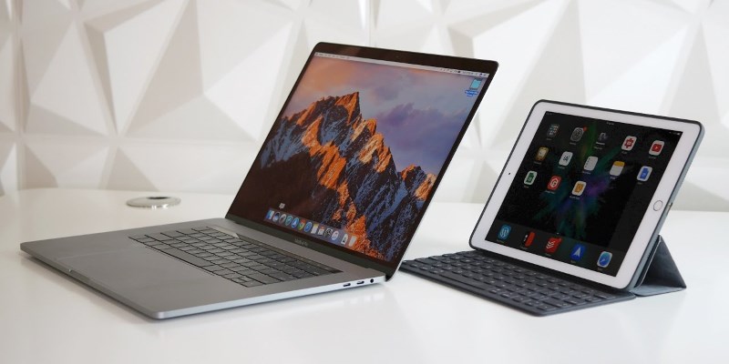 MacBook Pro и iPad Pro