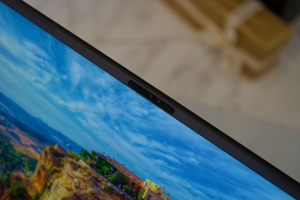 ASUS ROG Strix G16 (G615LR)