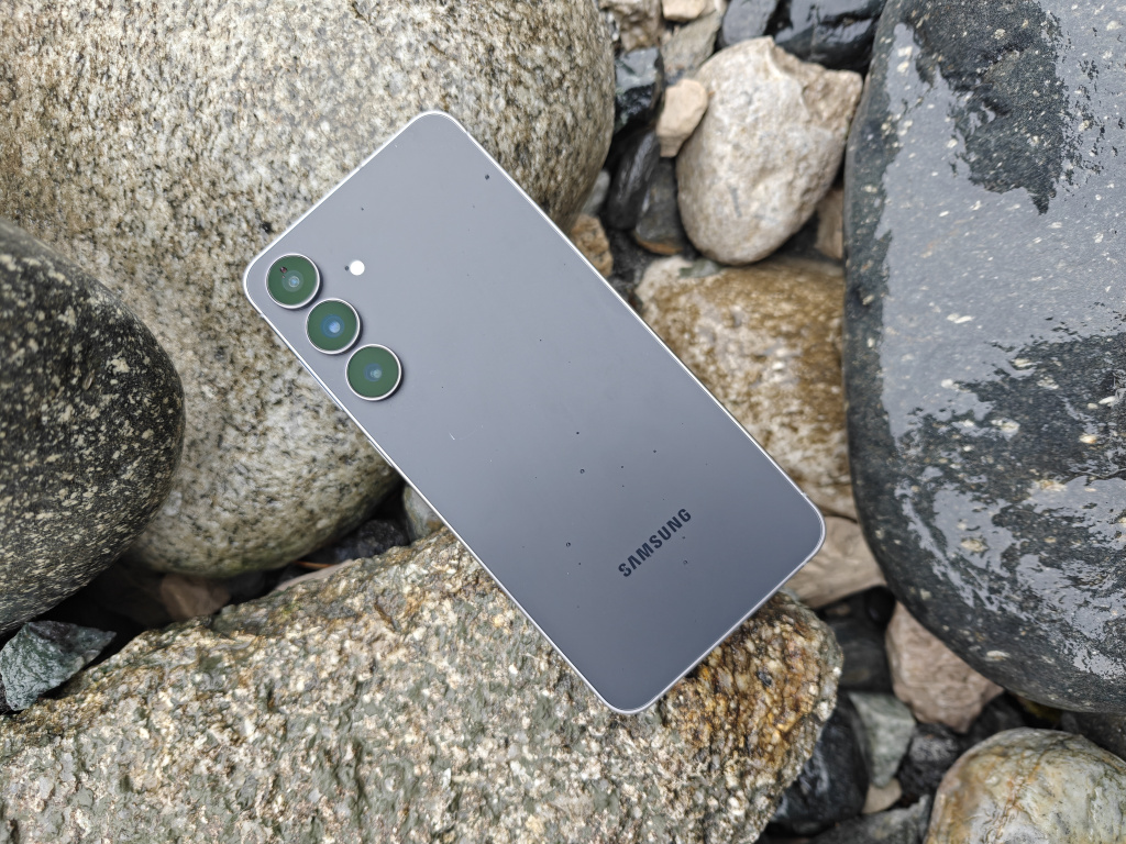 Samsung Galaxy S25 FE Samsung Galaxy S25 FE