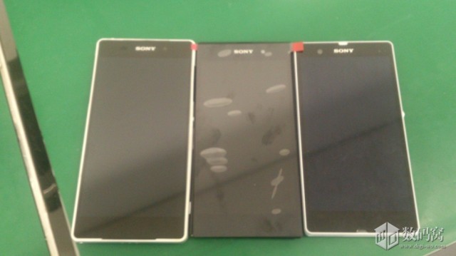 Sony «Sirius» Xperia Z2 рядом с Xperia Z1 и Xperia Z