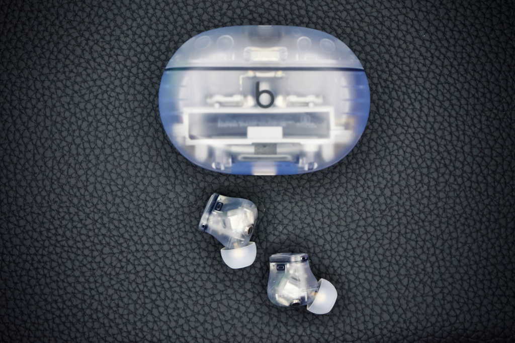 Beats Studio Buds + Beats Studio Buds +