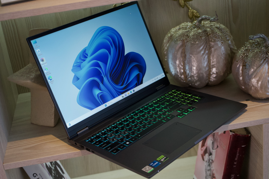 Infinix GT BOOK Infinix GT BOOK