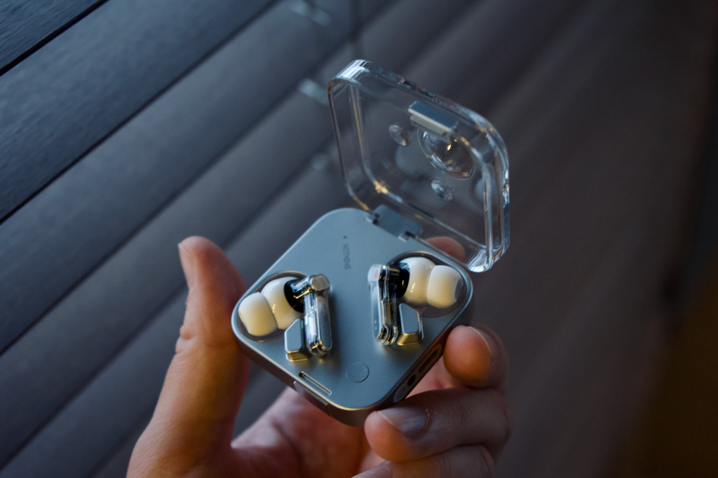 Nothing Ear (3) 2025