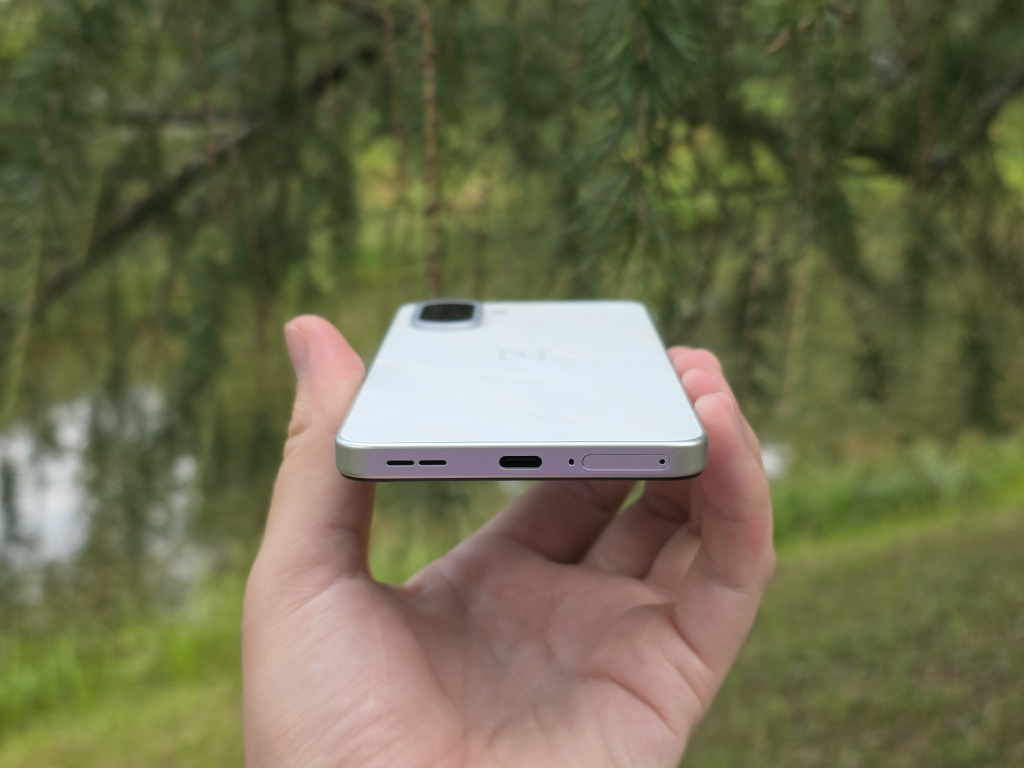 OnePlus Nord CE5 OnePlus Nord CE5