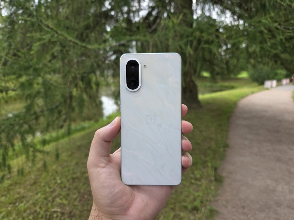 OnePlus Nord CE5 OnePlus Nord CE5