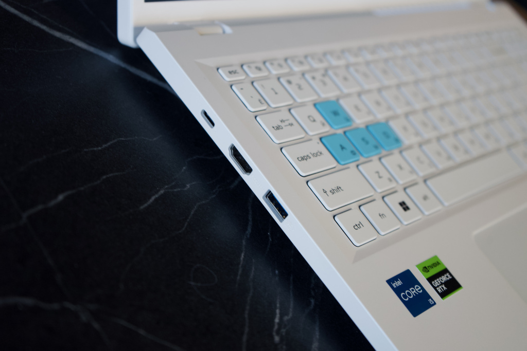 Acer Nitro Lite 16 Acer Nitro Lite 16