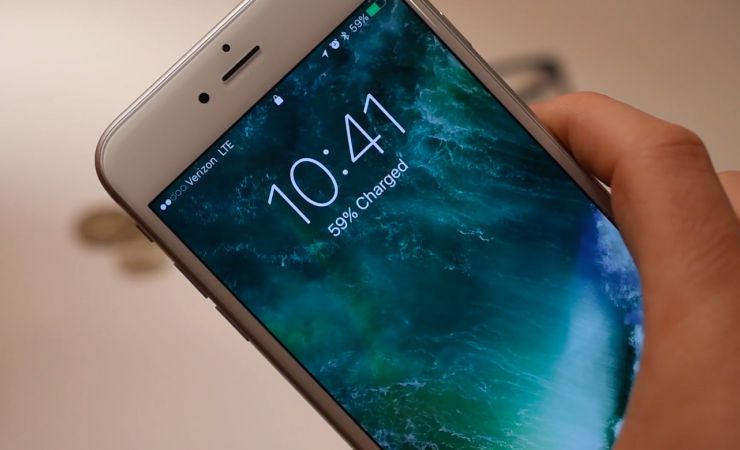 Apple оснастит функцией Raise To Wake только последние модели iPhone