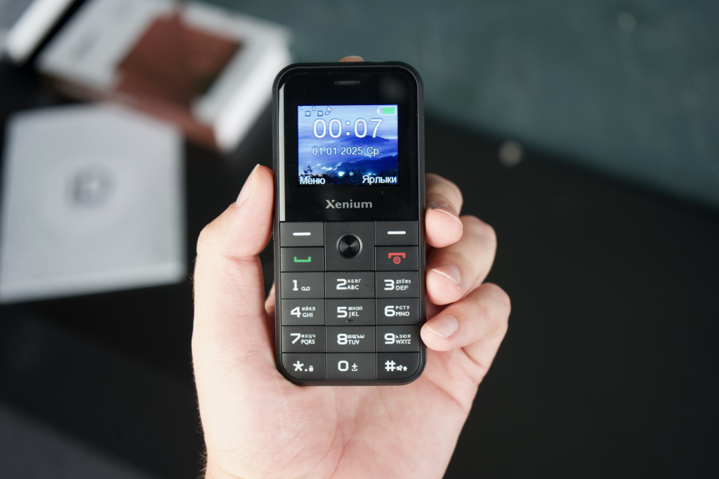 Xenium X718 Xenium X718