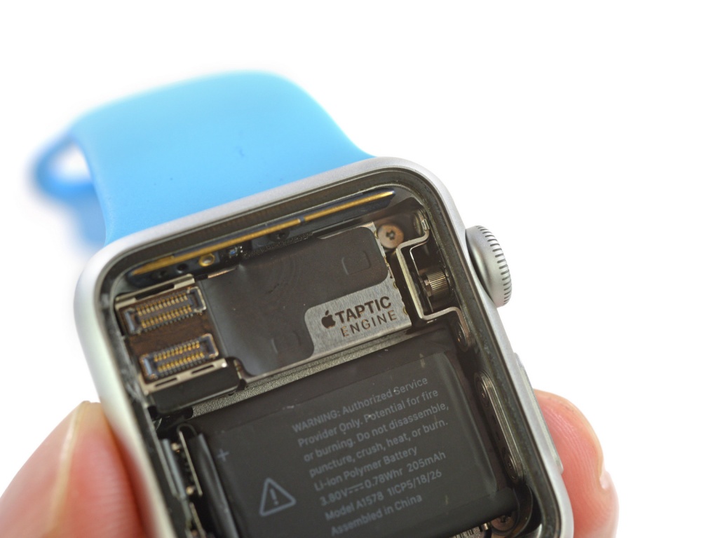iFixit показали, что находится внутри Apple Watch
