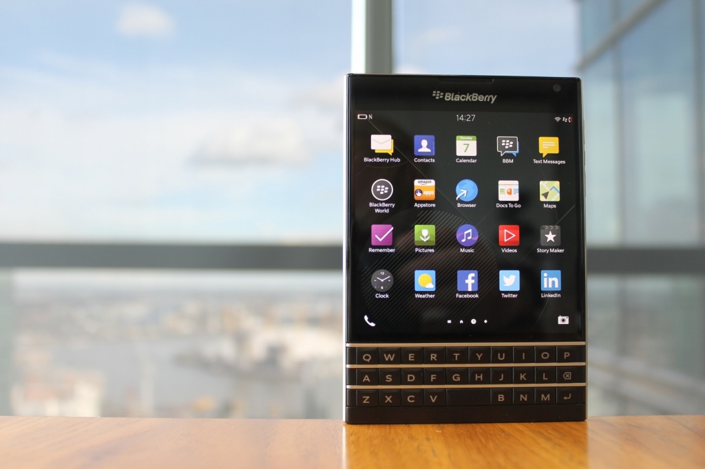 blackberry-passport-review.jpg