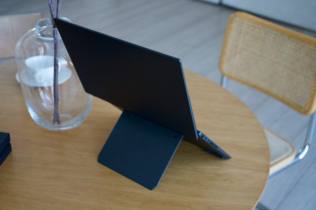 ASUS Zenbook Duo (2024) ASUS Zenbook Duo (2024)