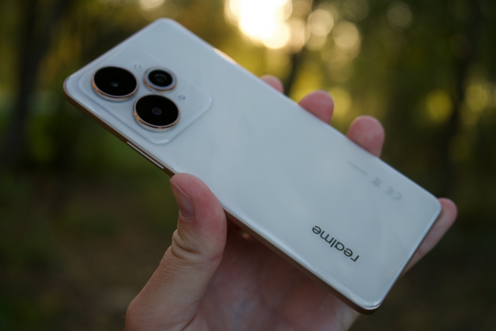 realme 15 Pro realme 15 Pro