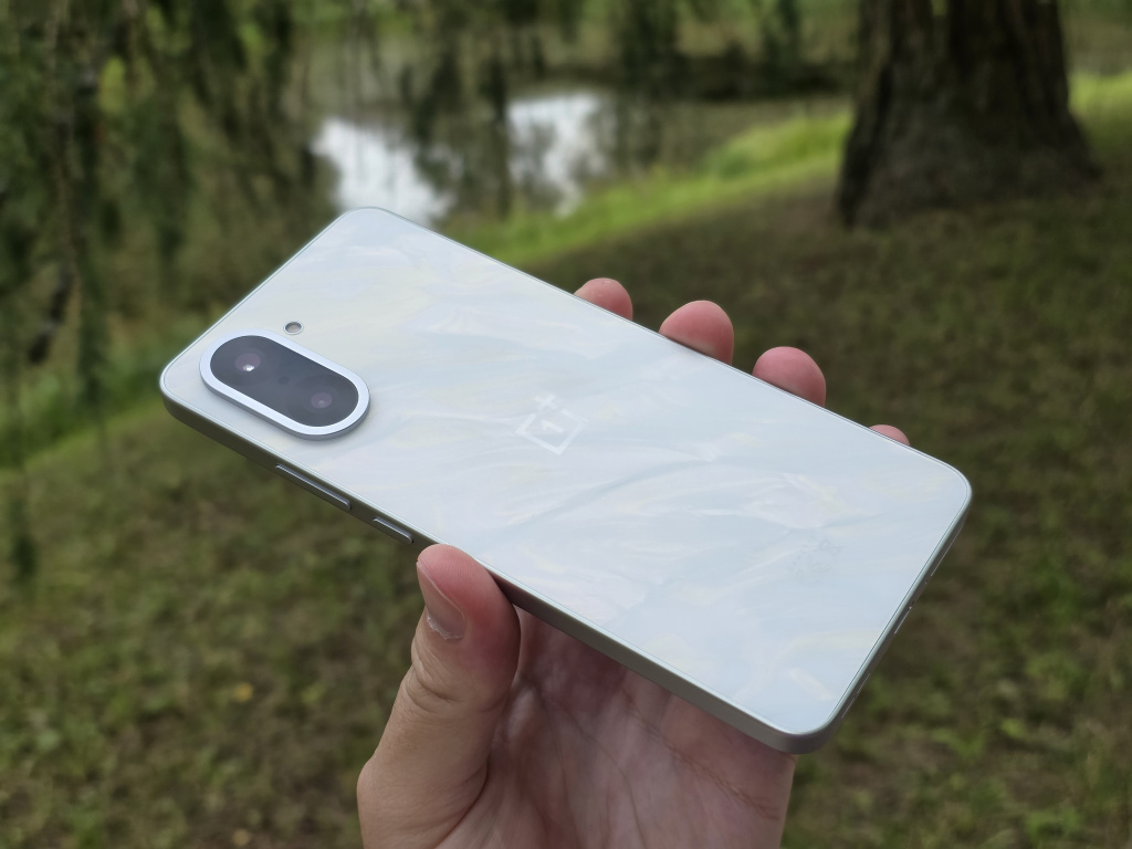 OnePlus Nord CE5 OnePlus Nord CE5