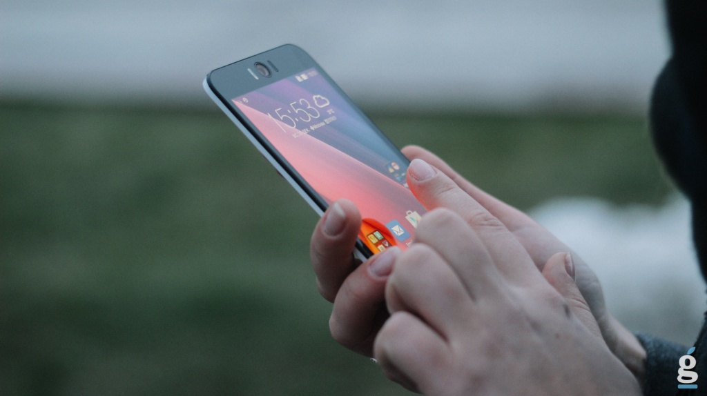 Обзор ASUS ZenFone Selfie Обзор ASUS ZenFone Selfie