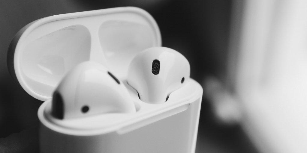 AirPods