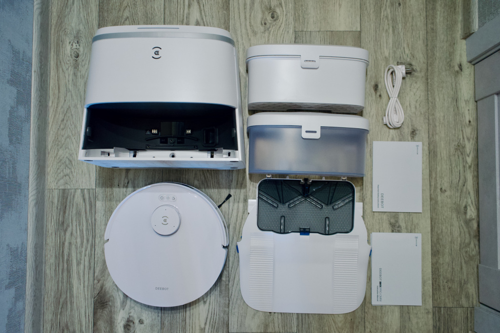 ECOVACS DEEBOT T30 PRO OMNI ECOVACS DEEBOT T30 PRO OMNI