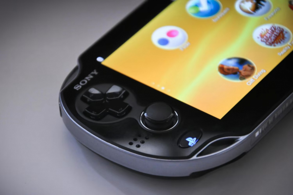 playstation vita ем игры